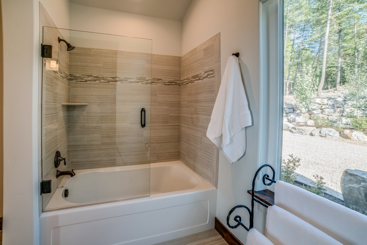 Shower & Tub Installation in Rock Creek